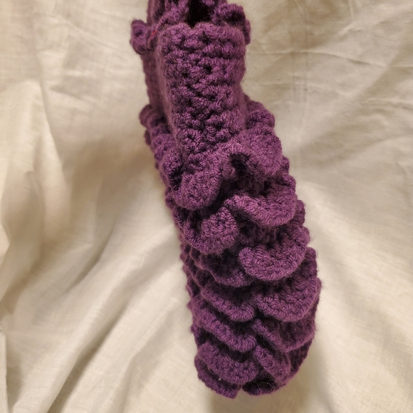 Beautiful Handmade Purple Ruffled Crocheted Handbag Purse Red Lining Grannycore - Picture 5 of 8
